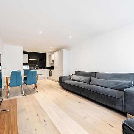 Luxury Apartment By Ocean Village Marina Southampton Eksteriør bilde