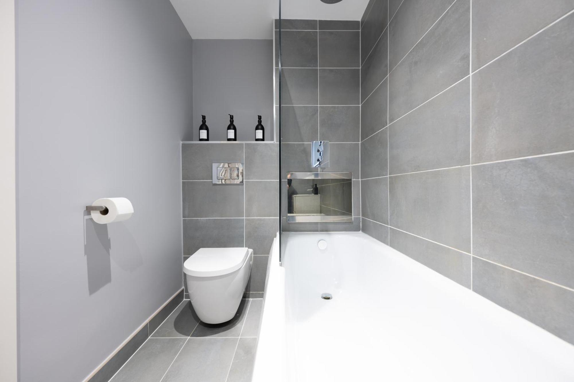 Luxury Apartment By Ocean Village Marina Southampton Eksteriør bilde